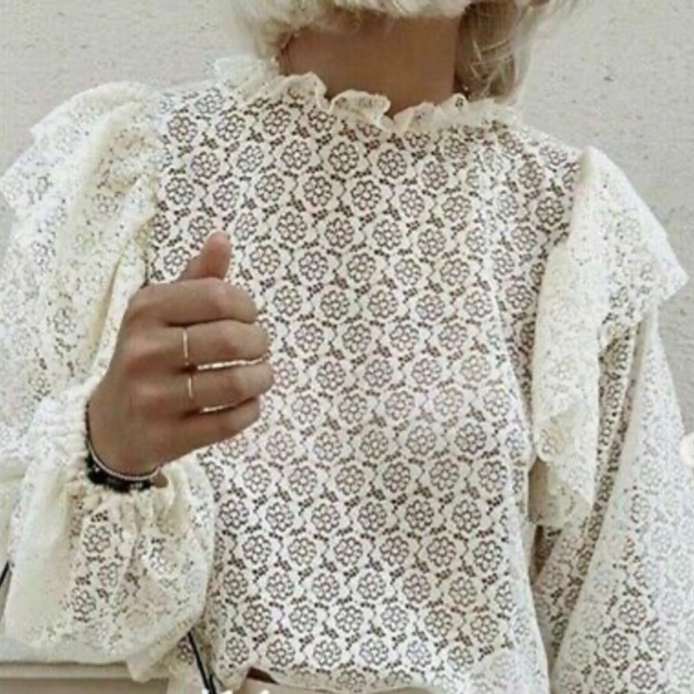 NWT Zara lace ruffle top